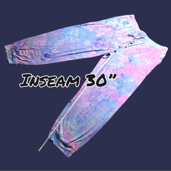 ⭐️HP⭐️NWT Ninexis light weight tie dye joggers in blue, purple and pink. Size 1X - Picture 4 of 8